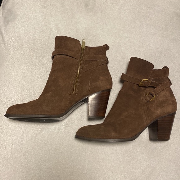 Lauren Ralph Lauren boots 9.5B 🥇🎉Host Pick🎉🏅 - Picture 10 of 11